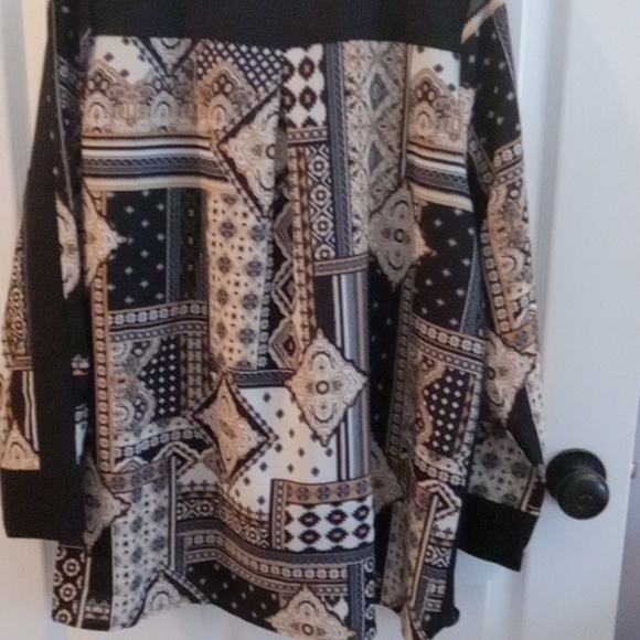 Blouse - Picture 3 of 5